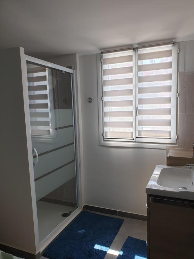 Adorable Romantique Maison D'Hote, Piscine, Wifi 4G, Proche Beziers Cers Luaran gambar